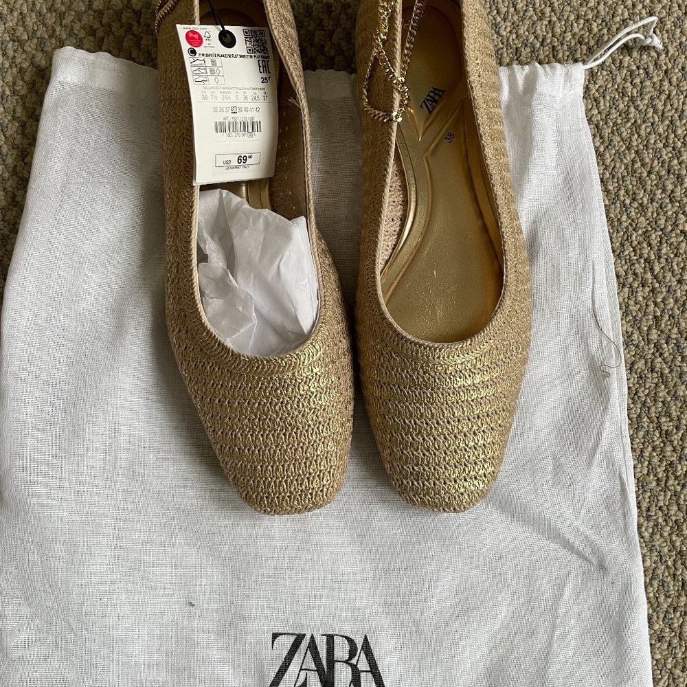 Zara Gold Metallic Crochet Ballet Flats w/ Chain